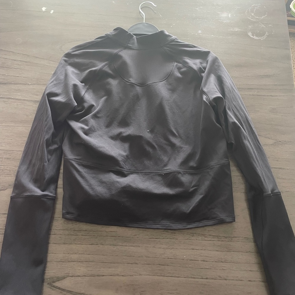 Lululemon it’s Rulu Run cropped, long sleeve quarter zip, size 10,
